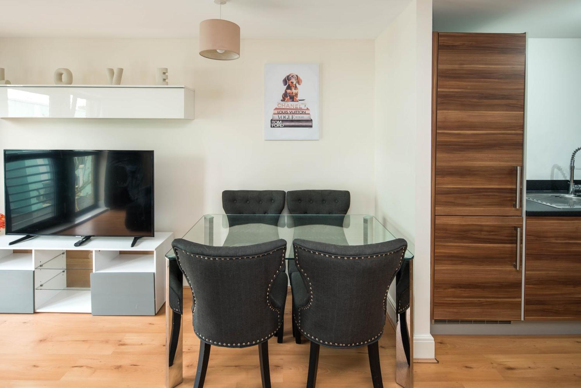 Stylish Apartment Near Central Londra Exterior foto